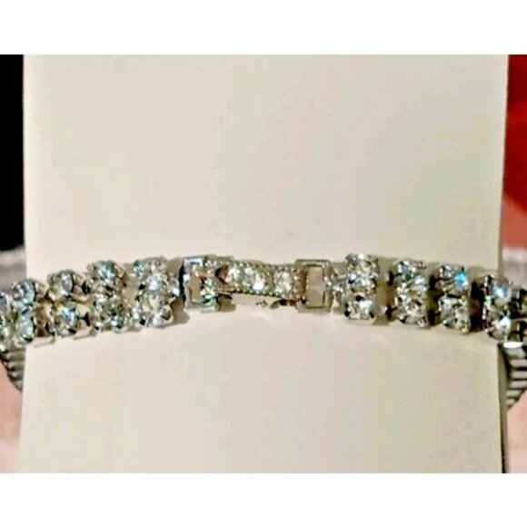 Vintage Silver Tone Infinity Bracelet CZ Rhinestones Encrusted Fold Over Clasp - Picture 6 of 10